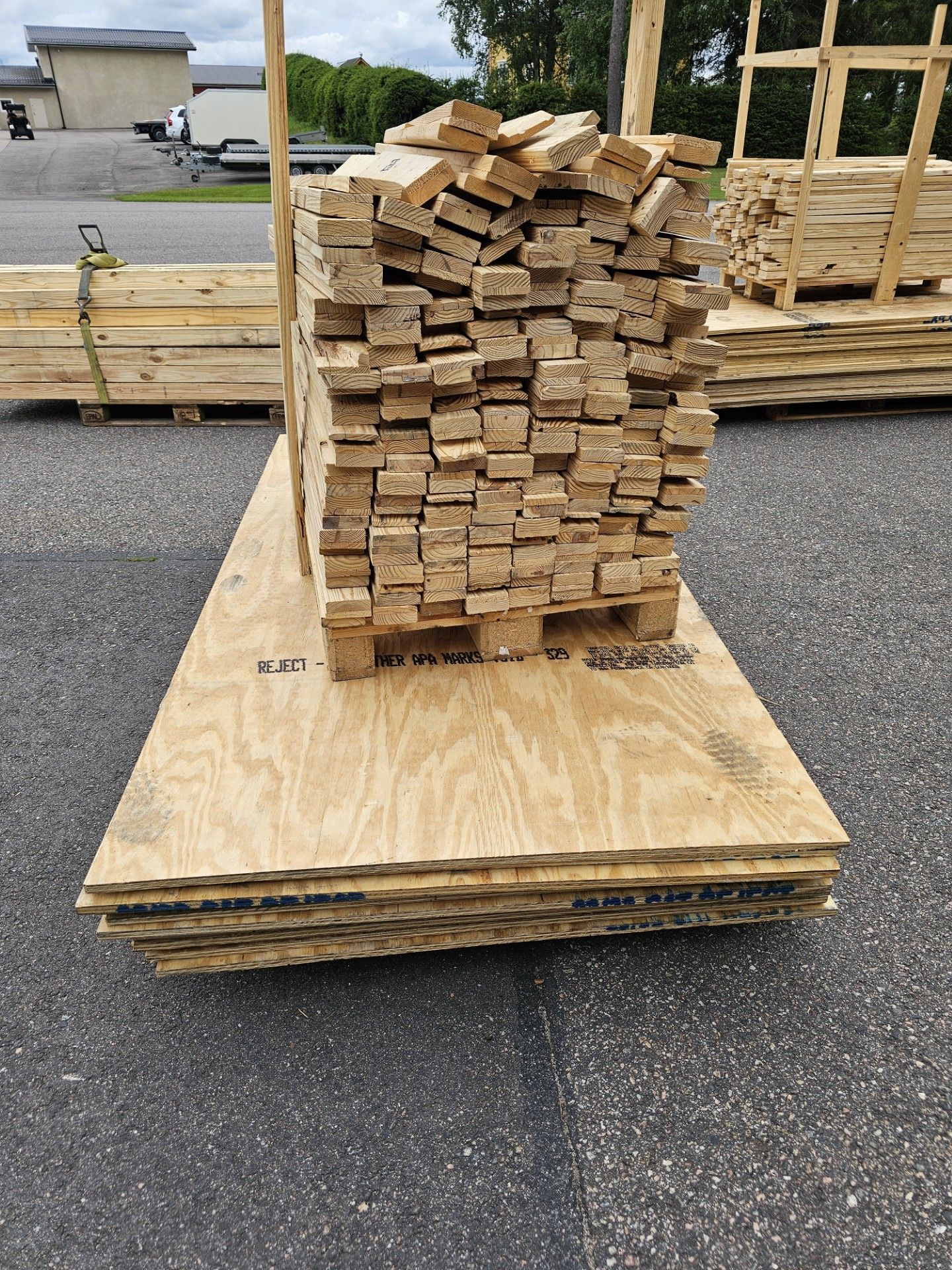 Image 3/3