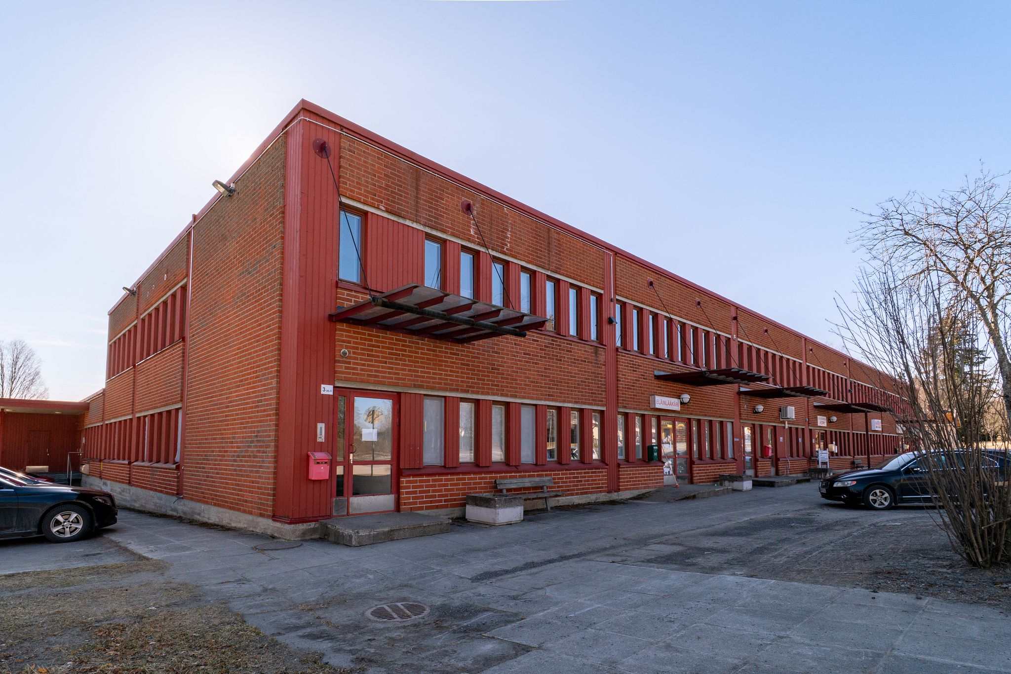 Image 2/13