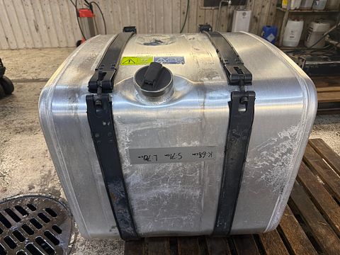 Image 1/7