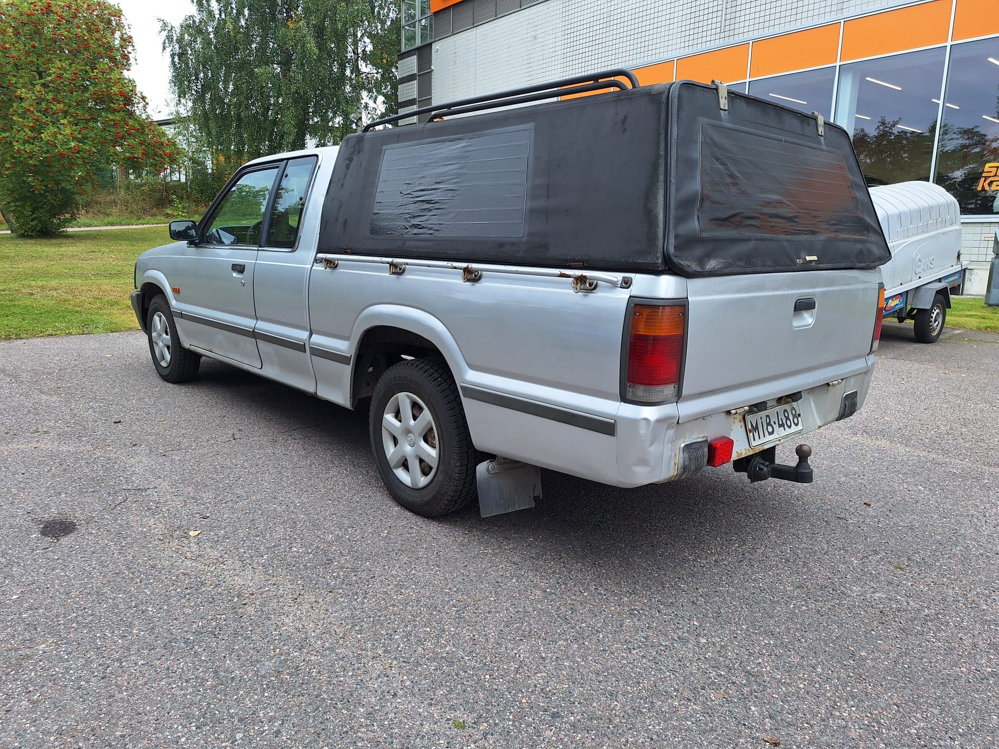 Image 4/51