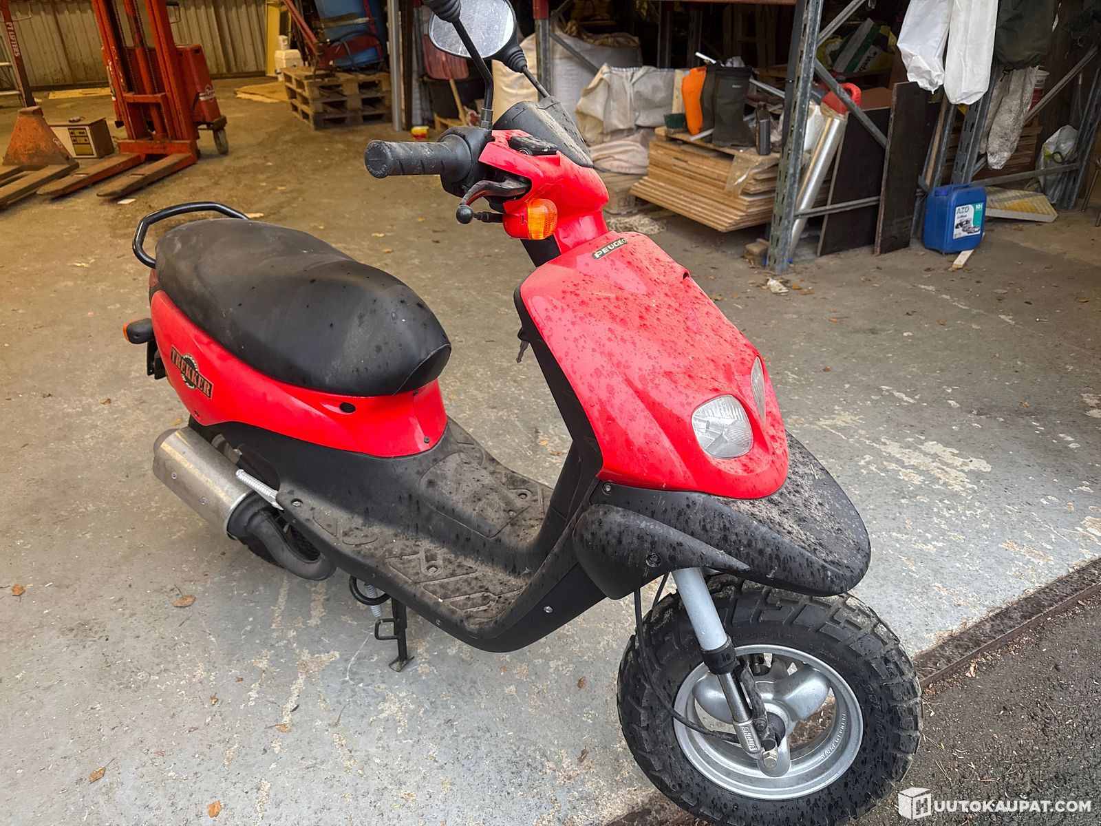 Peugeot skootteri rek-no PH-31 (erä 1182) Juhani Sinisalo kuolinpesä ...