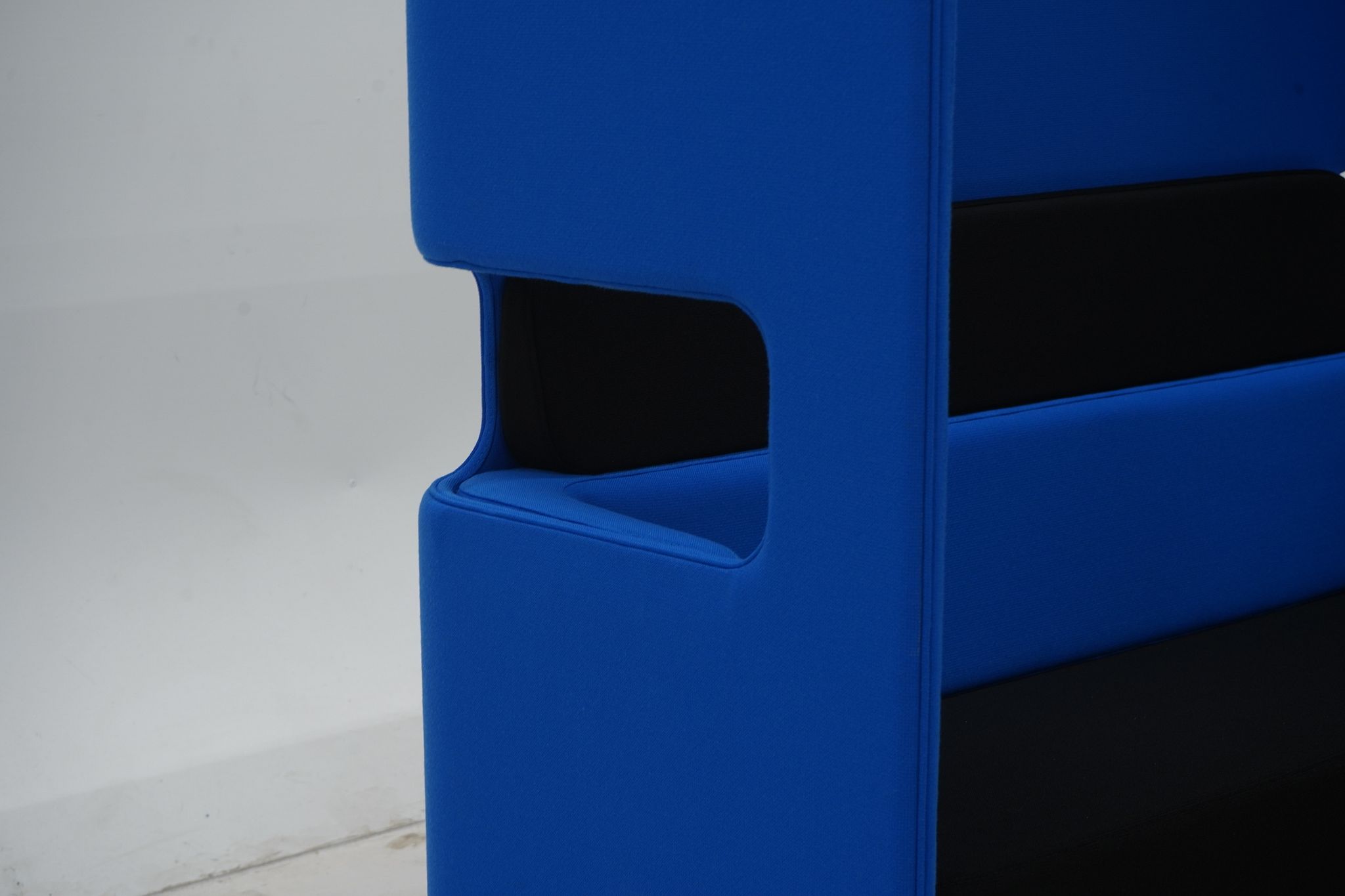 Image 5/9