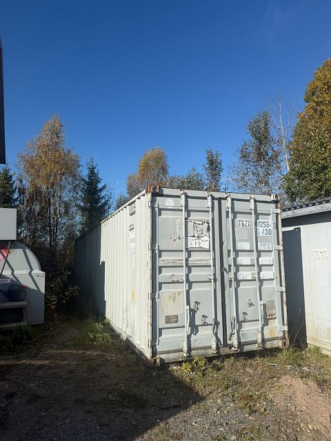 Image 1/12