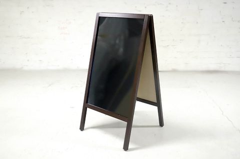 Image 1/8