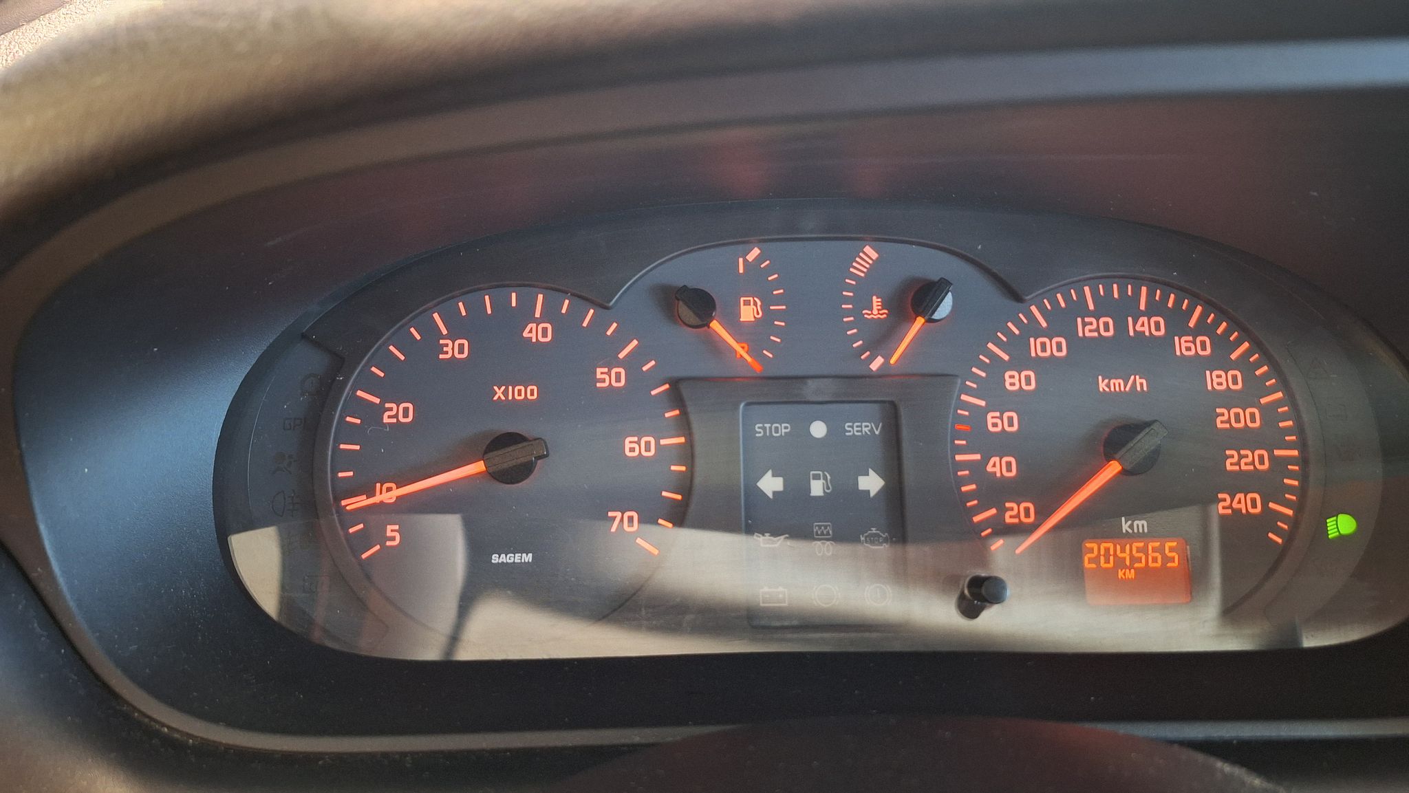 Image 16/35