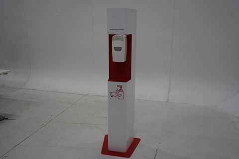 Image 3/8
