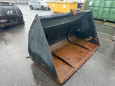 Image 6/8