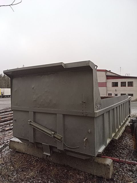 Image 3/4