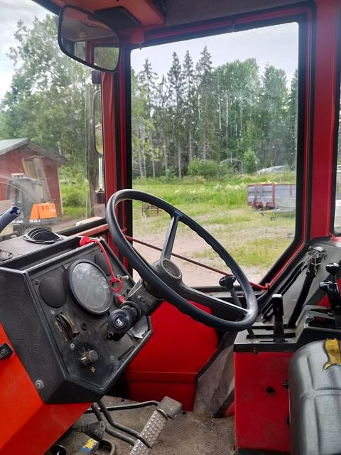 Image 8/15