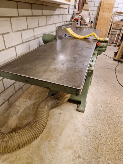 Image 1/10
