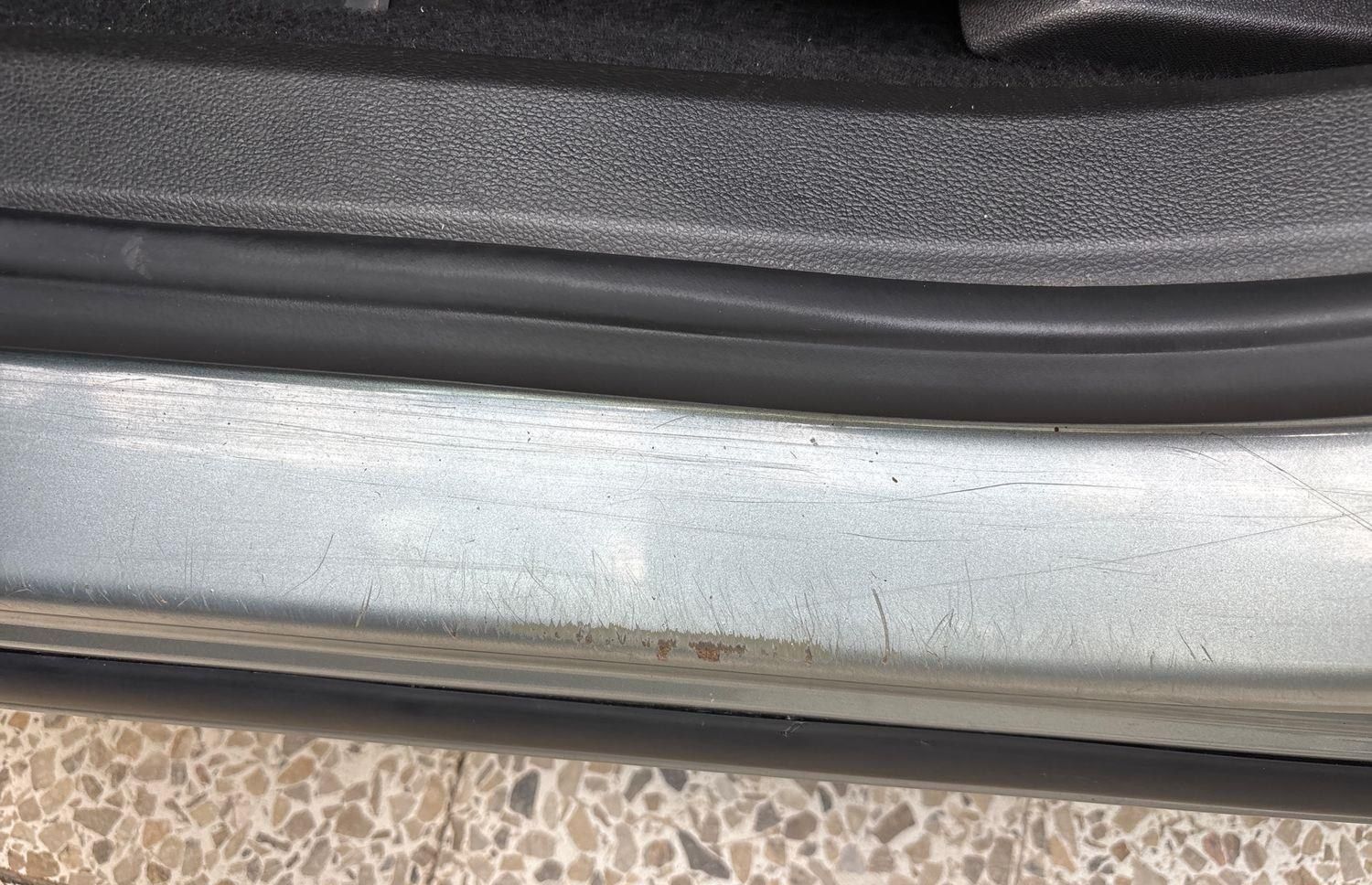 Image 30/40