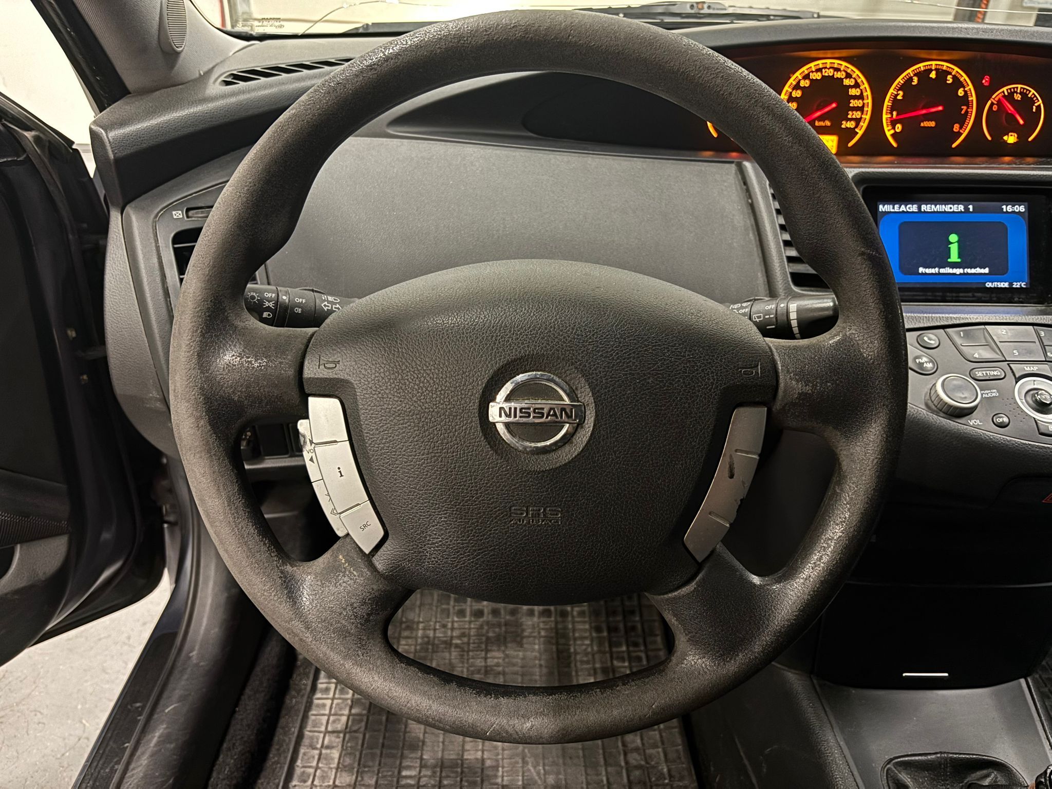Image 12/21