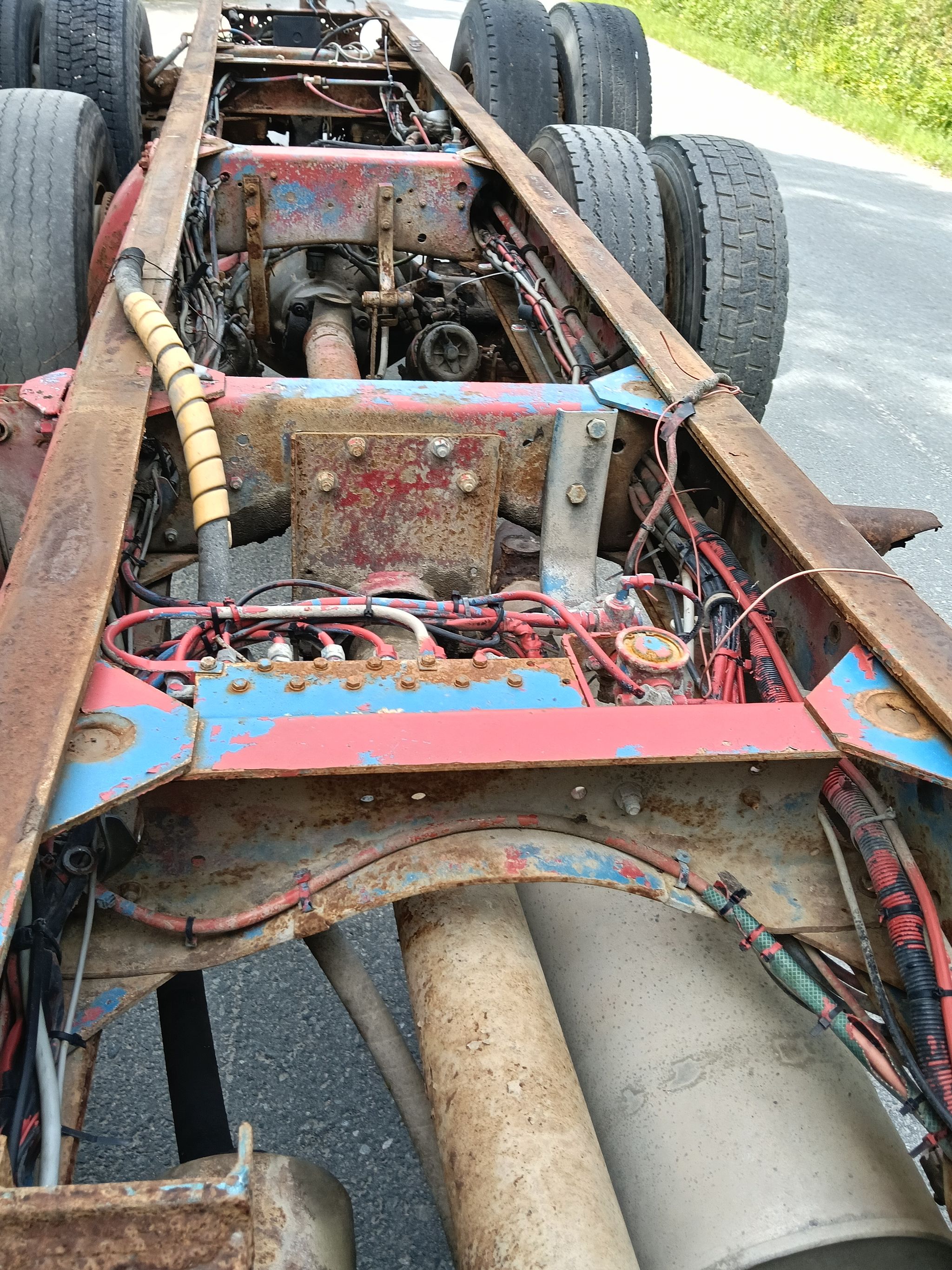 Image 10/18