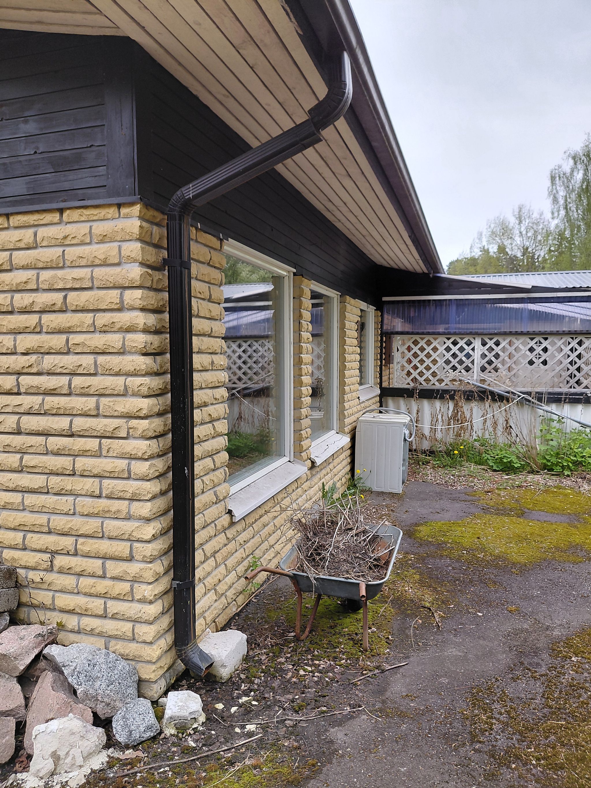 Image 7/40