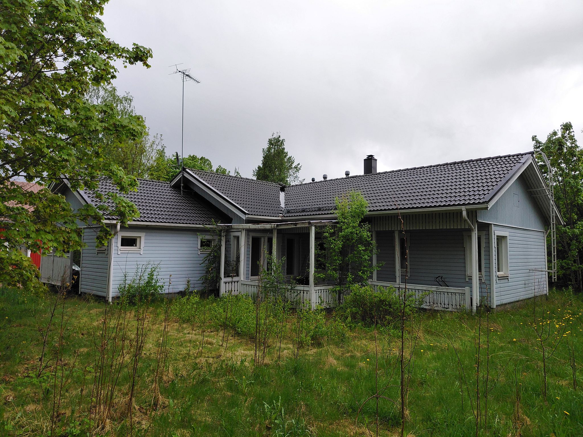 Image 11/46