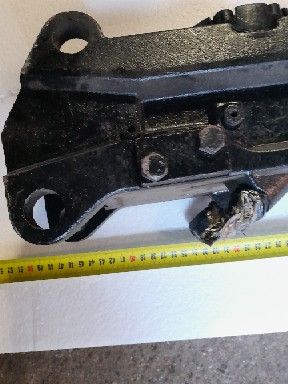 Image 1/2