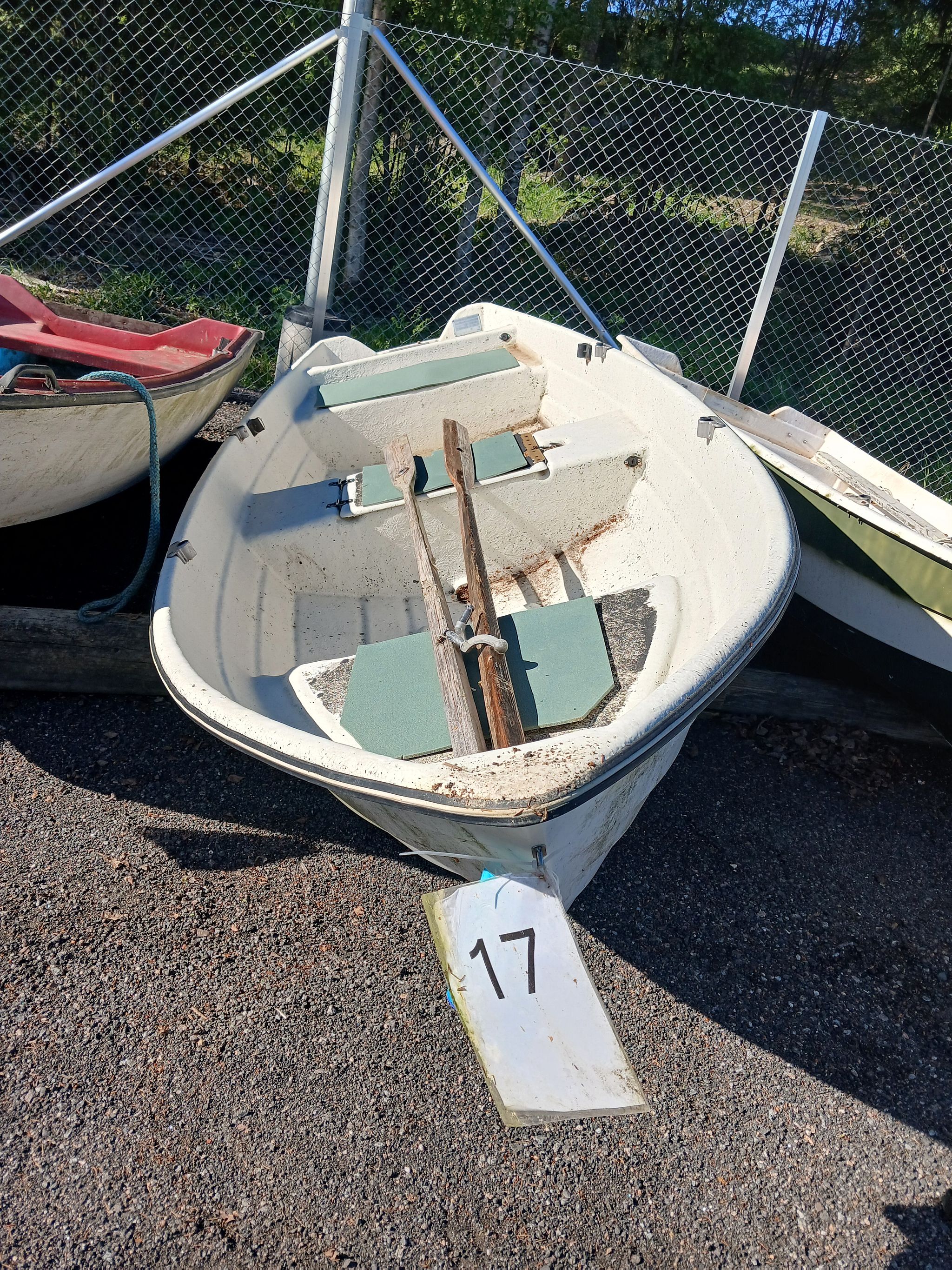 Image 3/5