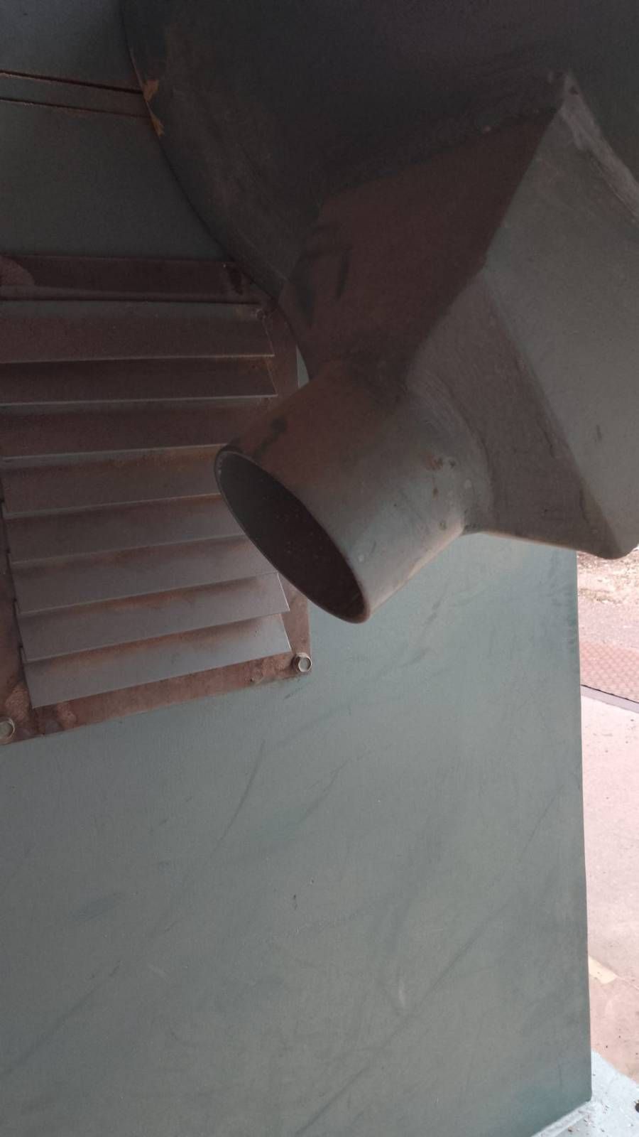 Image 3/7