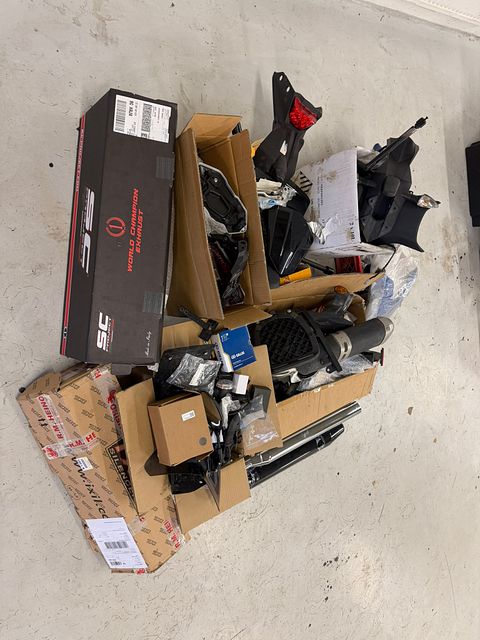 Image 2/17