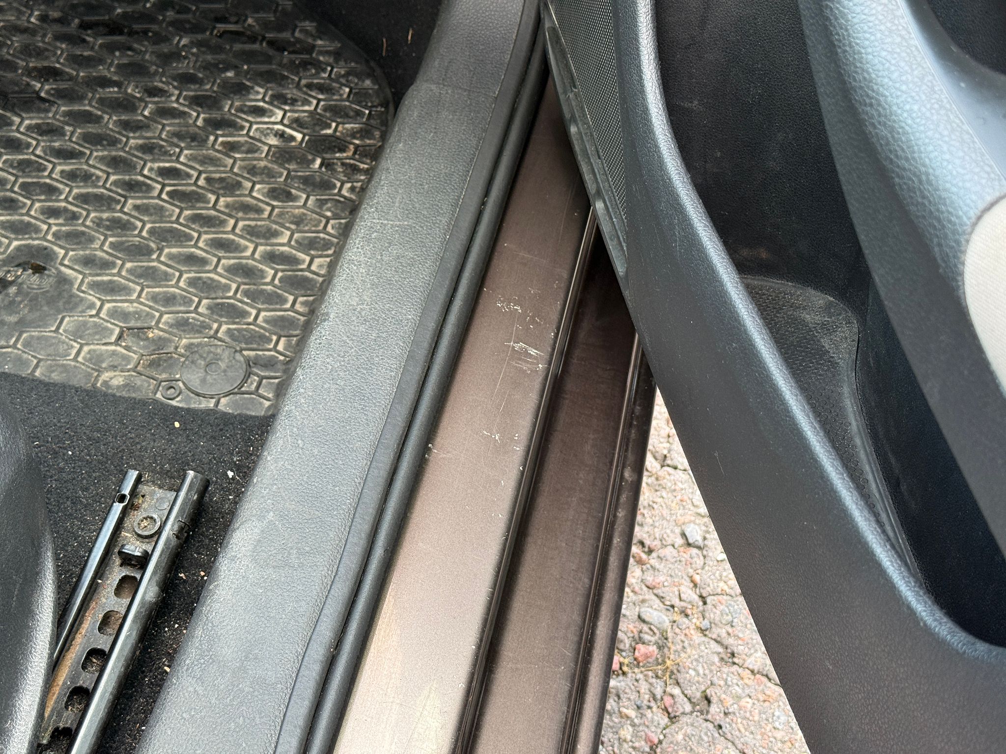 Image 30/49