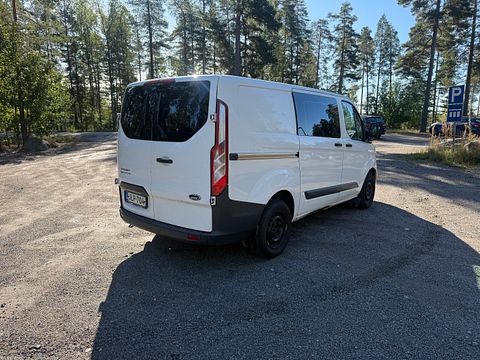 Image 6/10