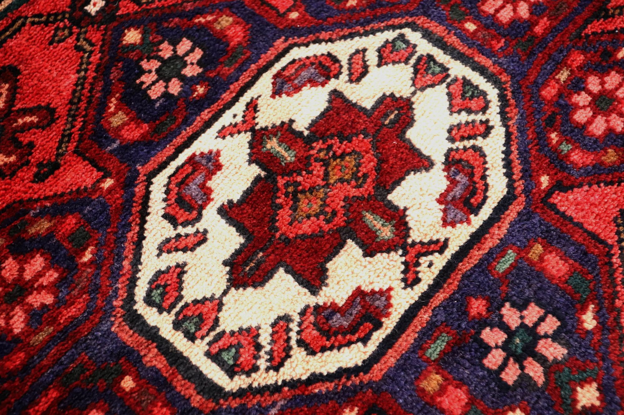 Image 10/16