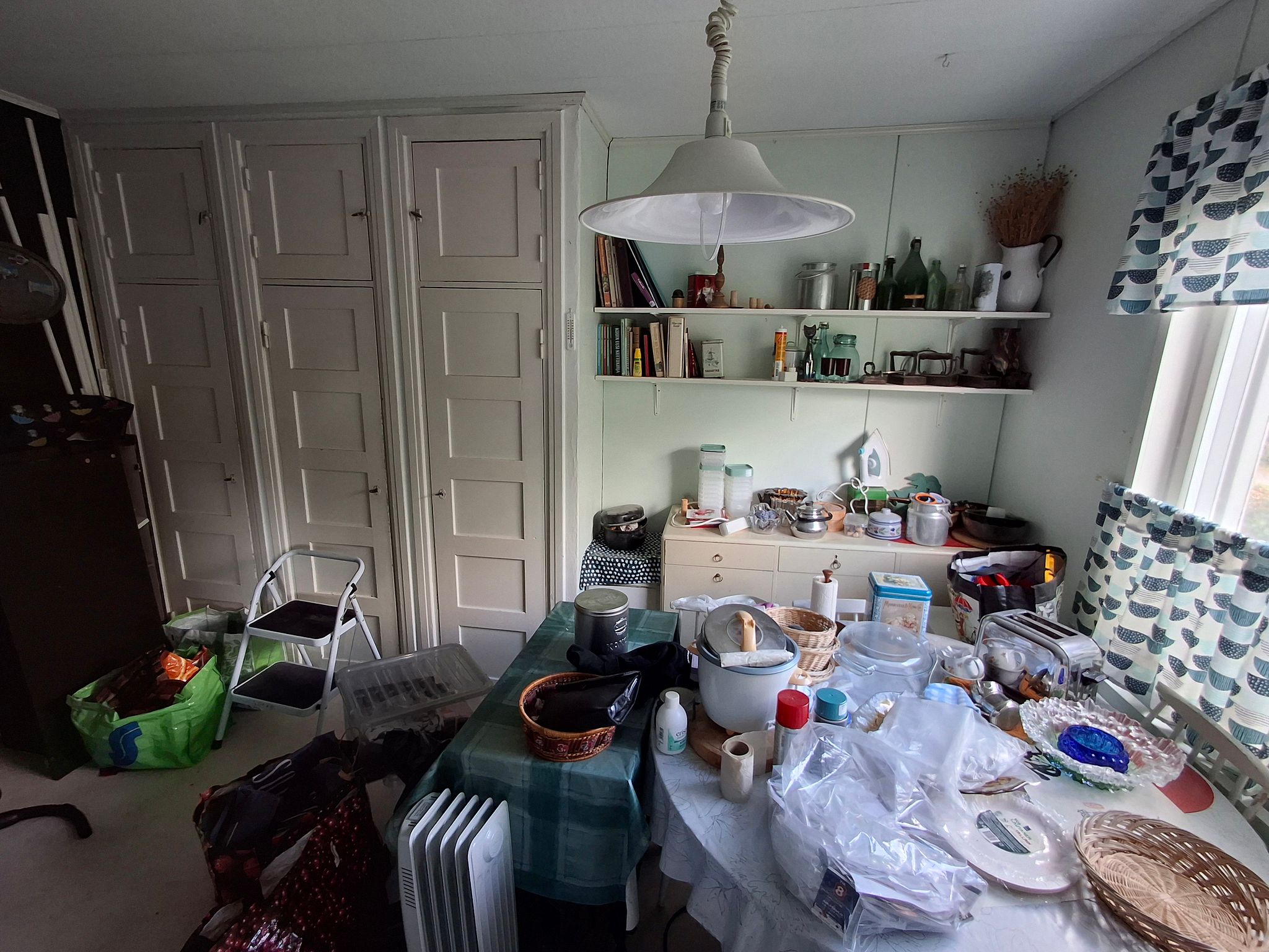 Image 11/42