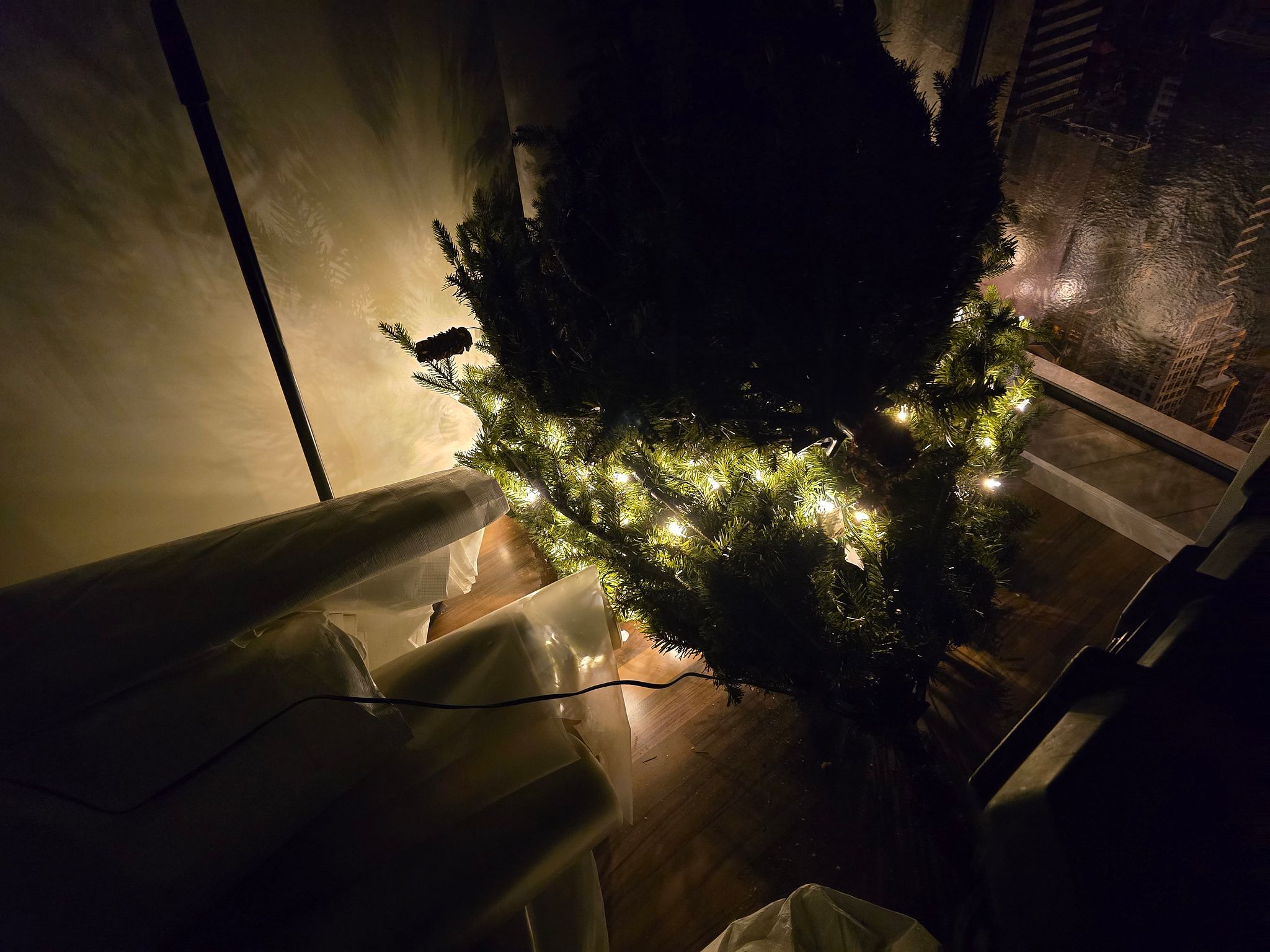 Image 9/206