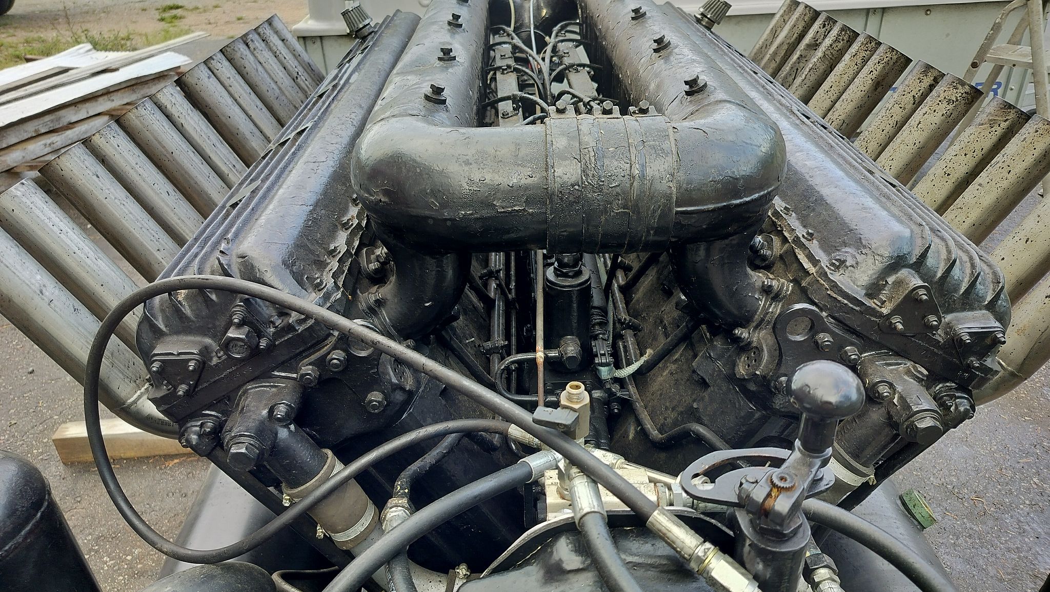 Image 8/13