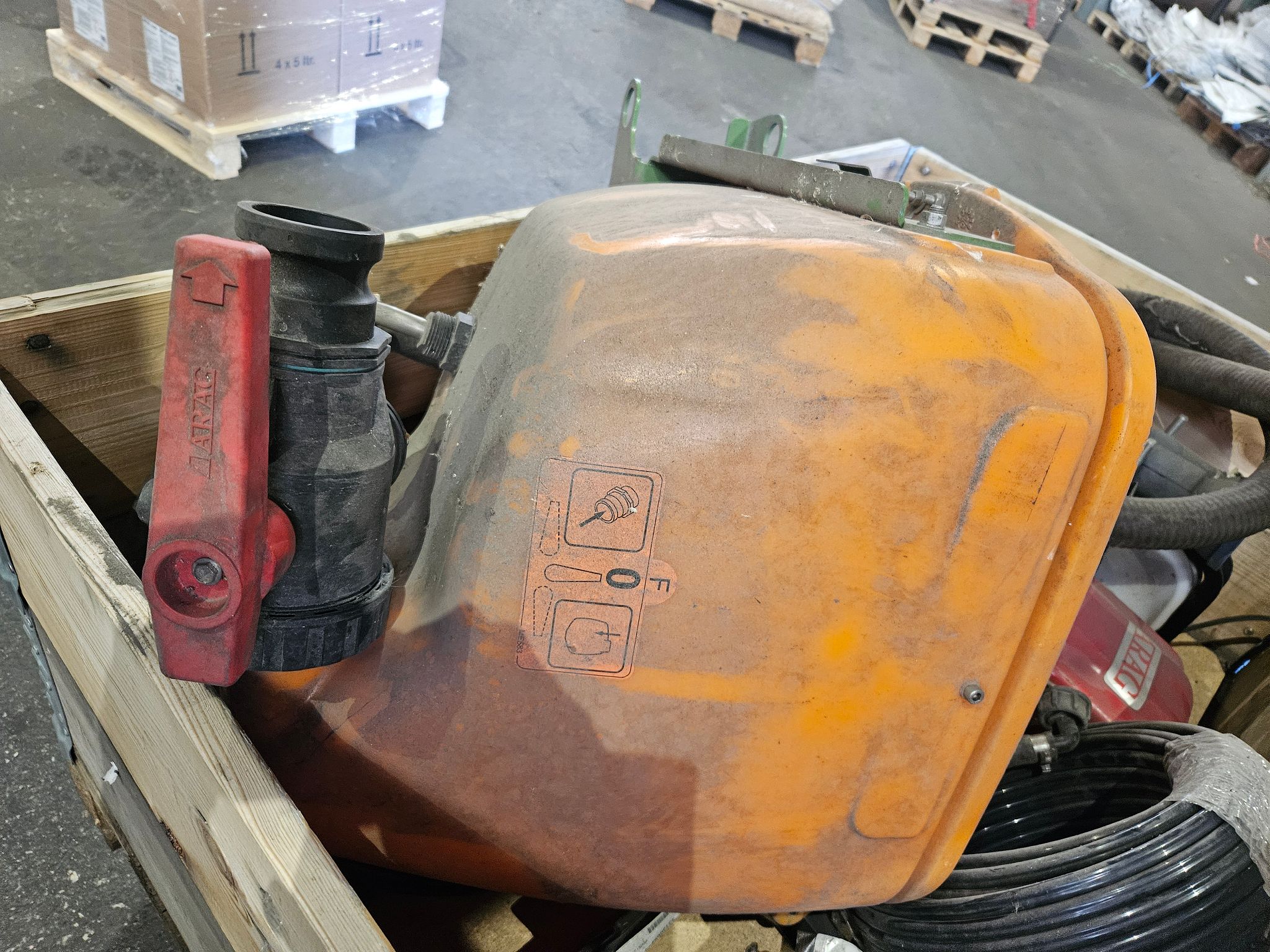 Image 3/11
