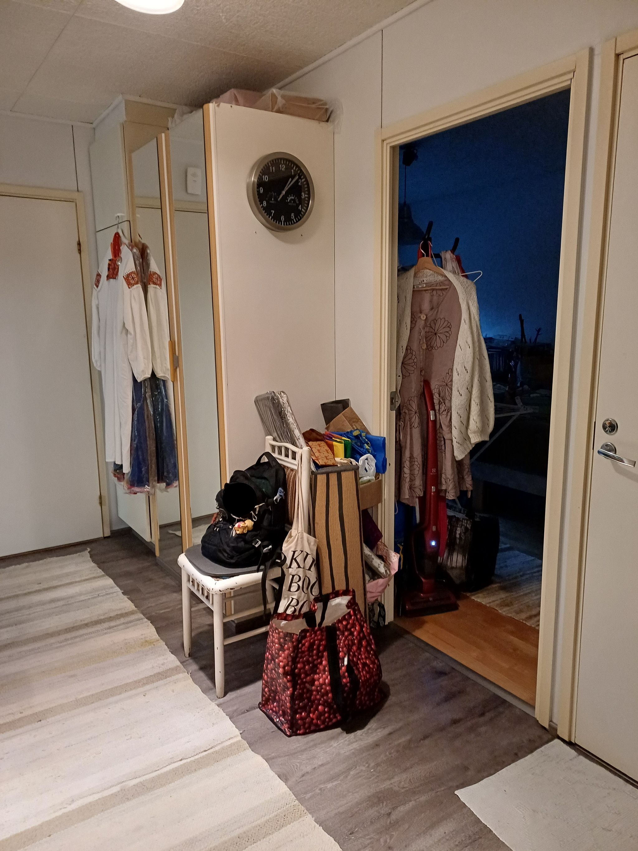 Image 3/26