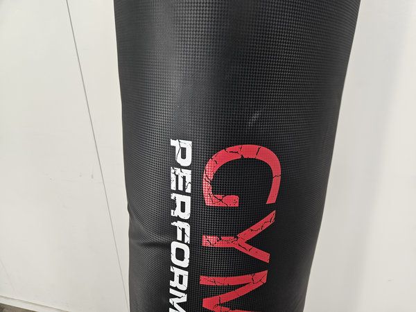 Image 9/12