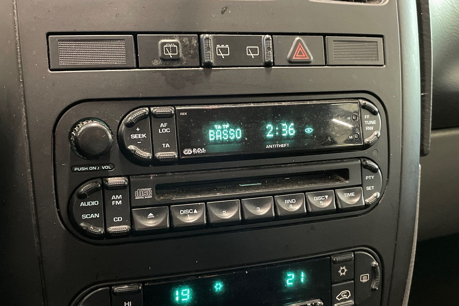 Image 12/38