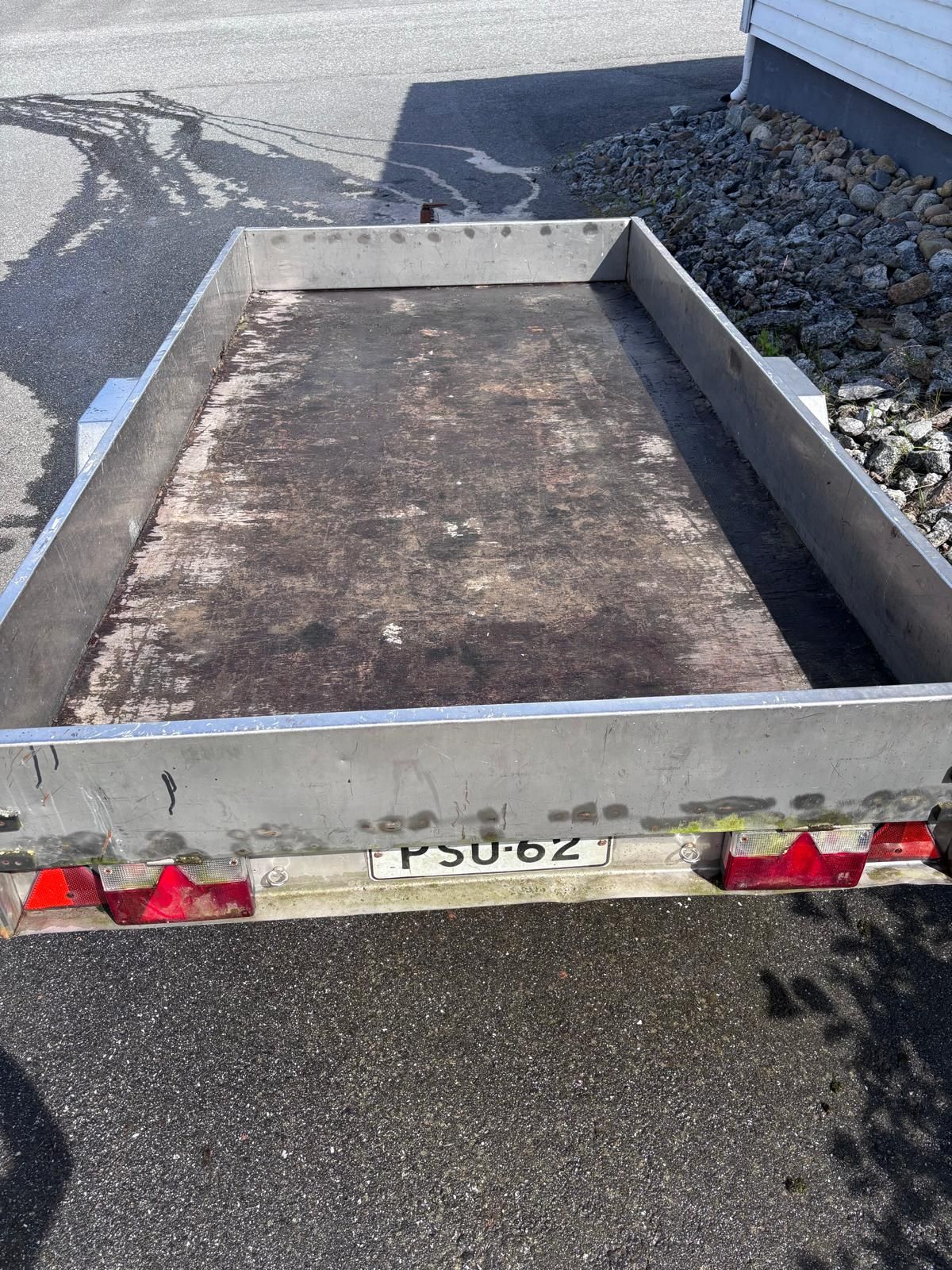 Image 3/6