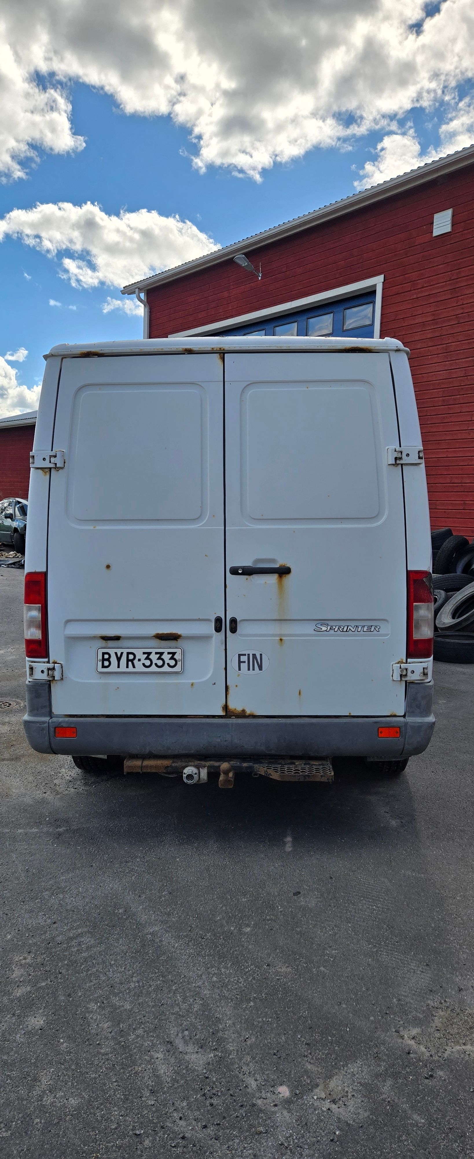 Image 4/12