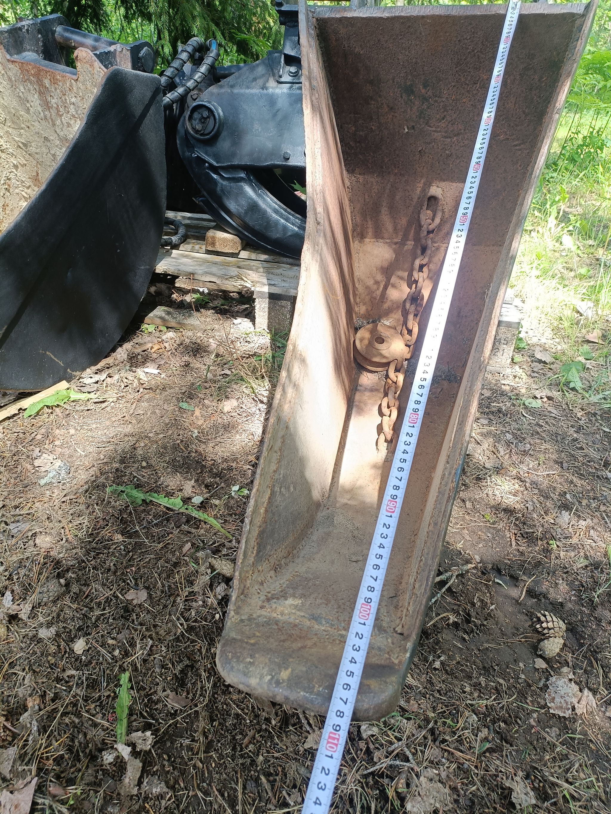 Image 3/6