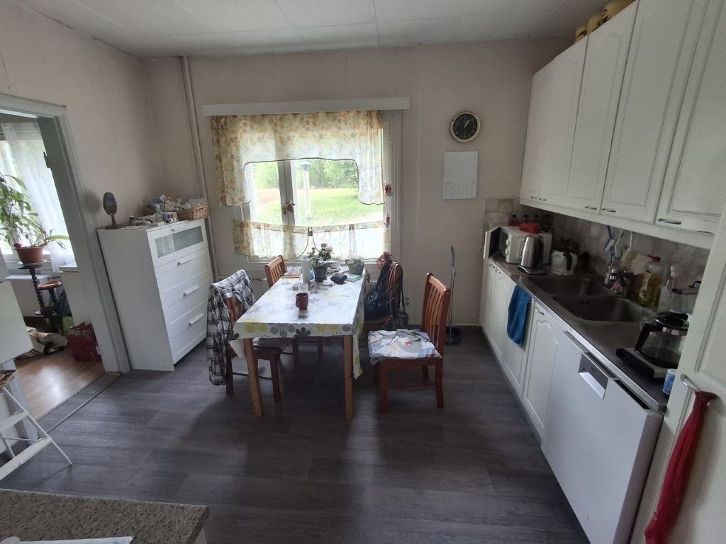 Image 6/85
