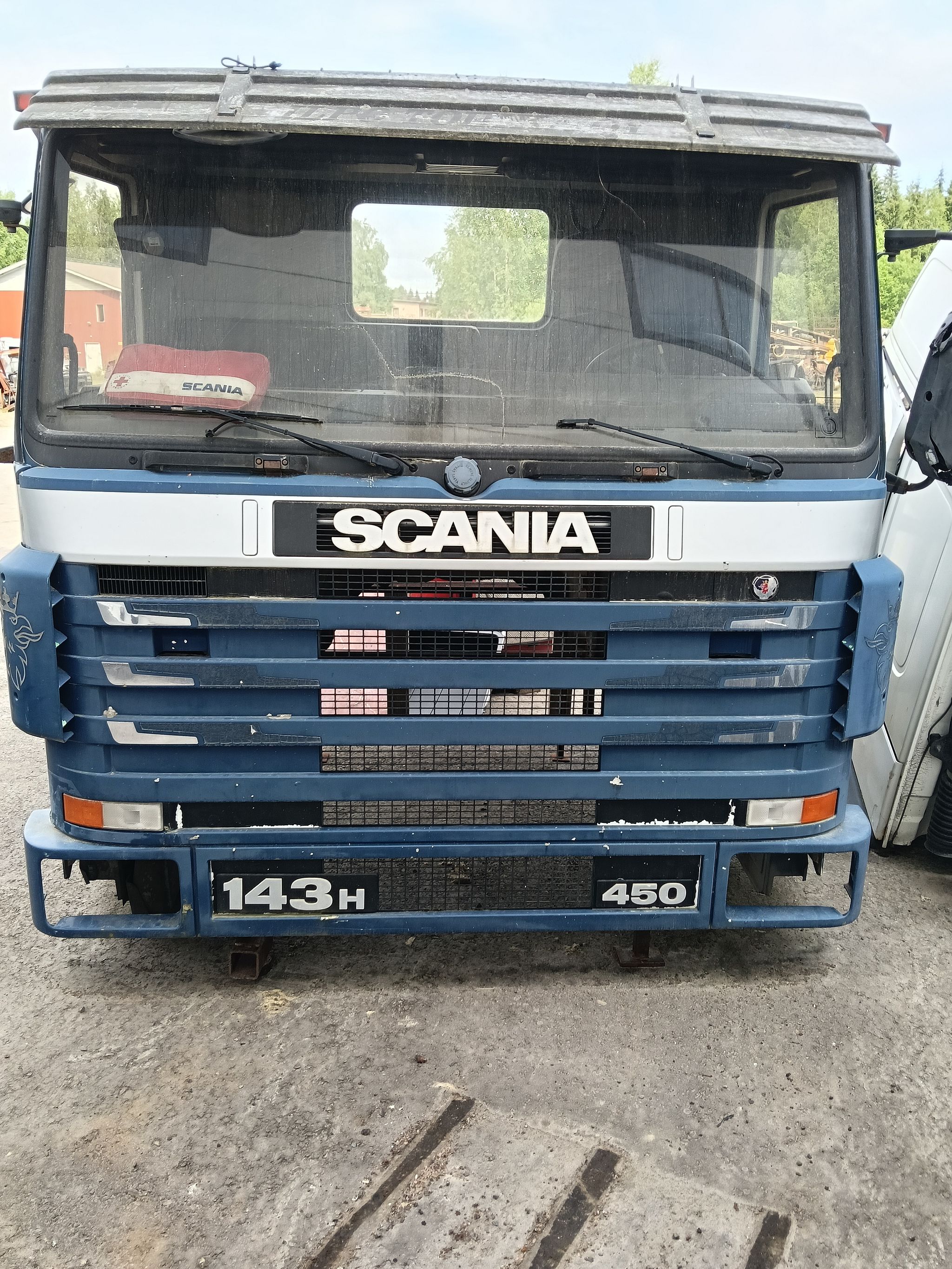 Image 1/11