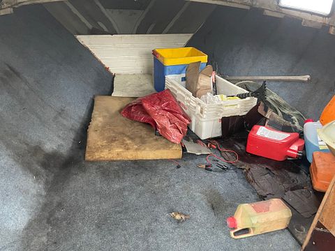 Image 6/13
