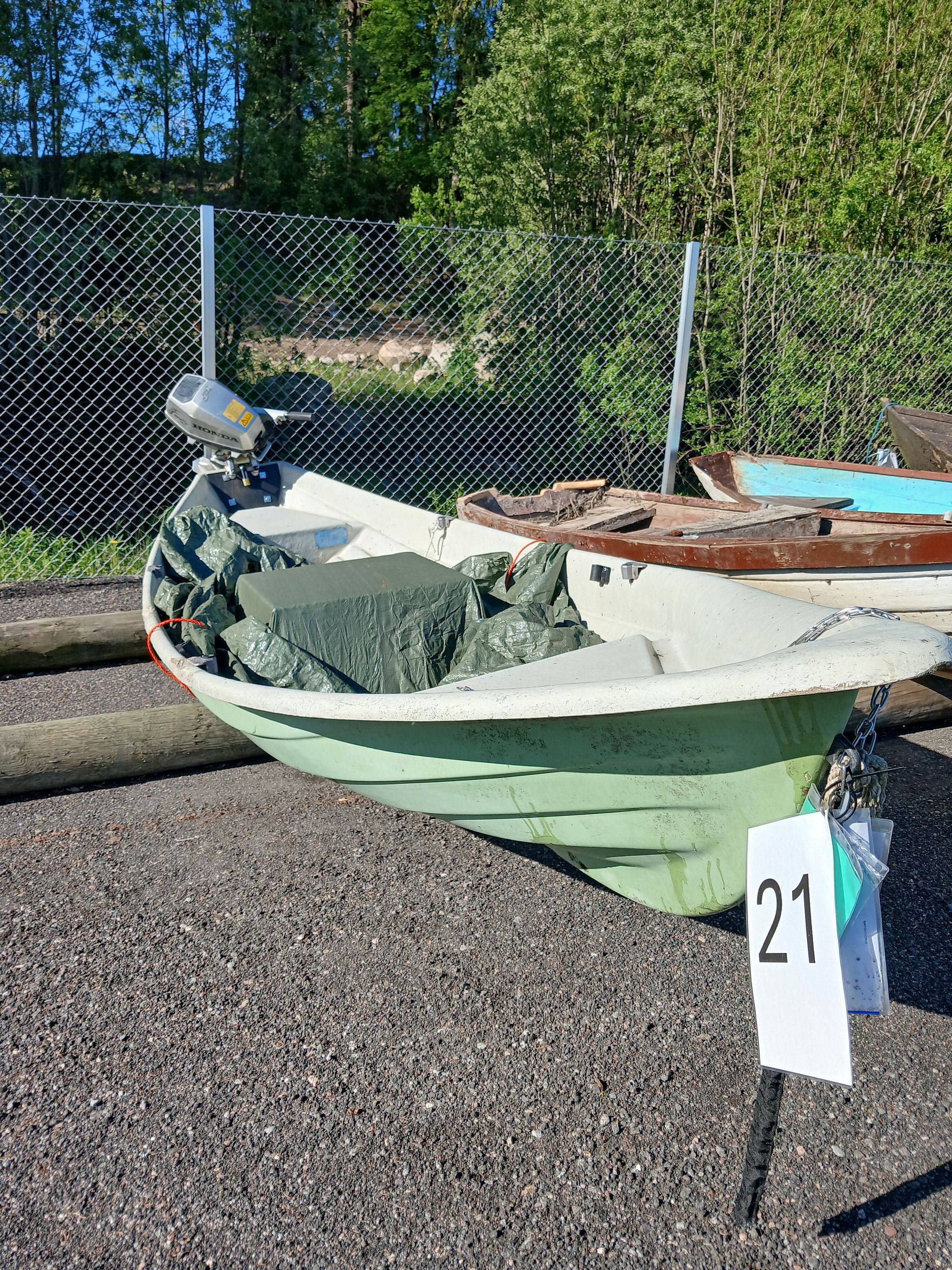 Image 1/4