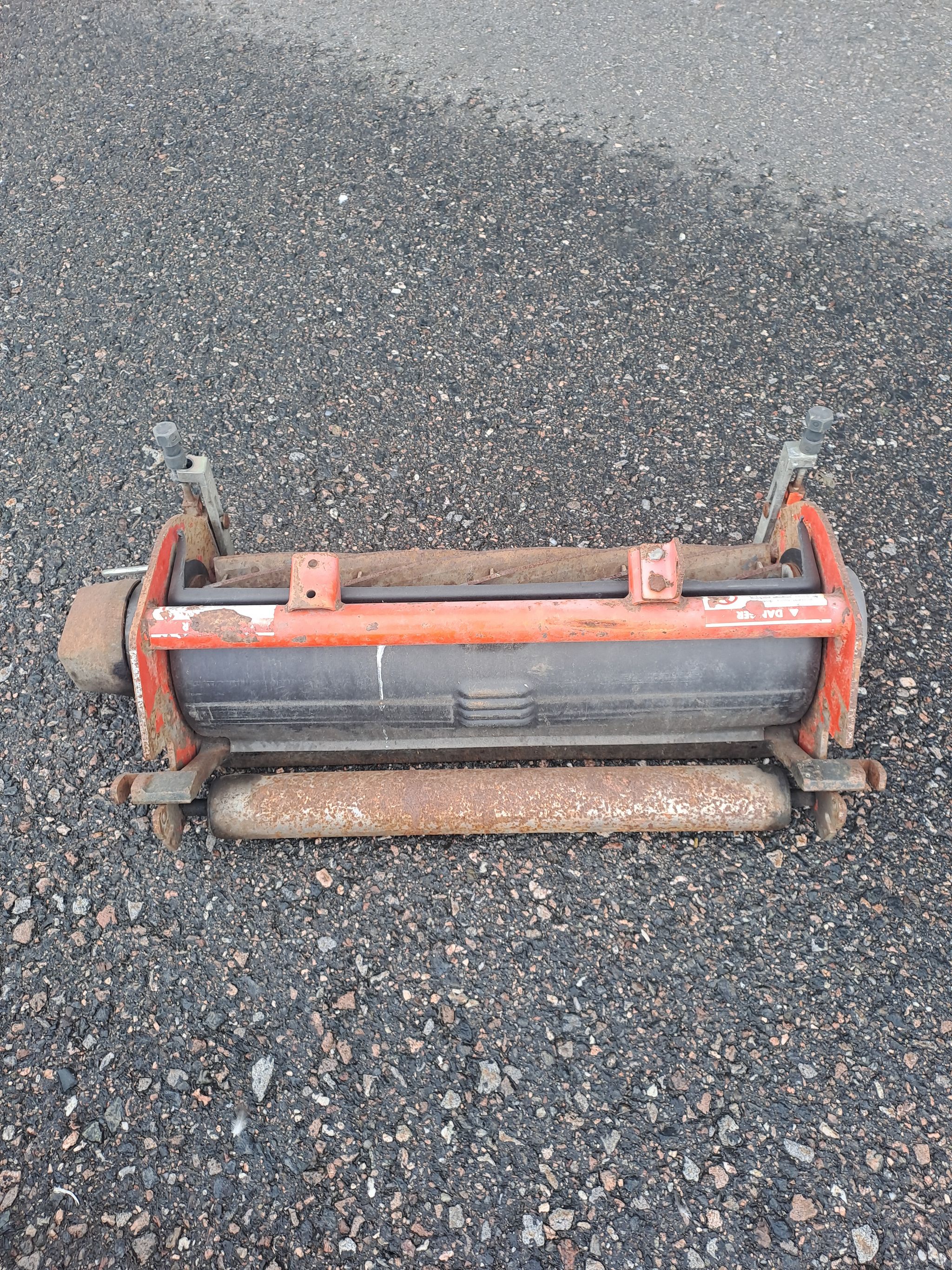 Image 6/6