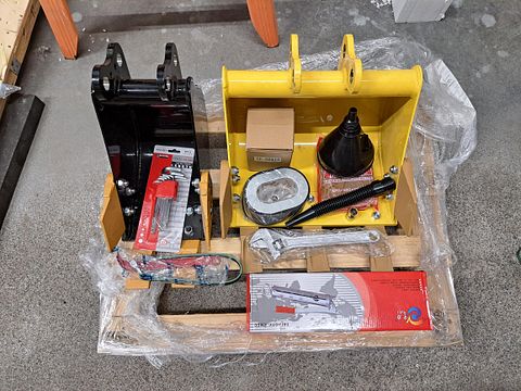 Image 6/8