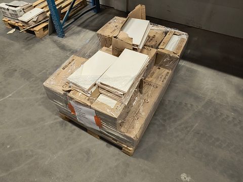 Image 3/4