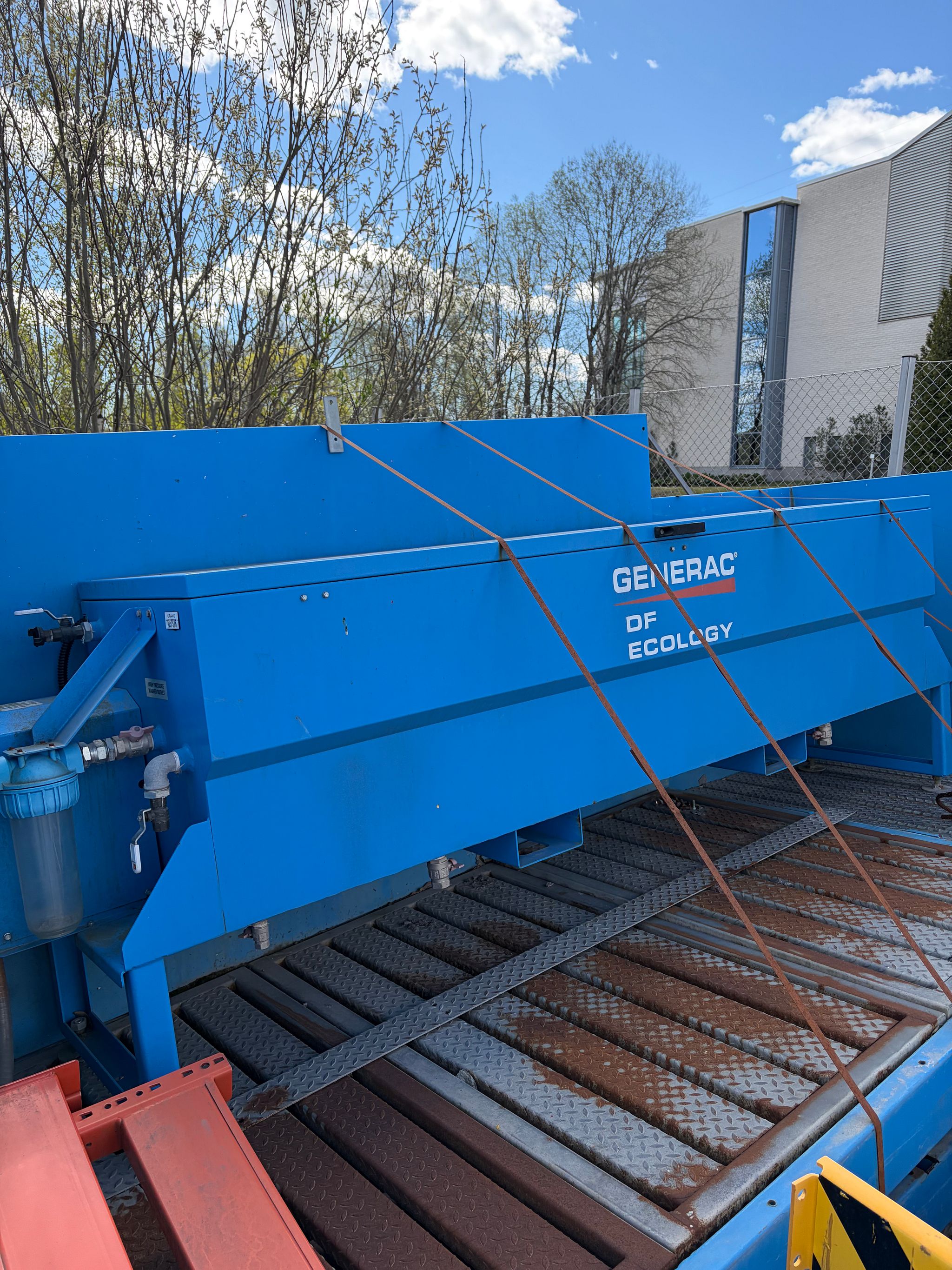 Generac Wash Rack pesuallas ja valumasäiliö/suodatusjärjestelmä erä 2 ...