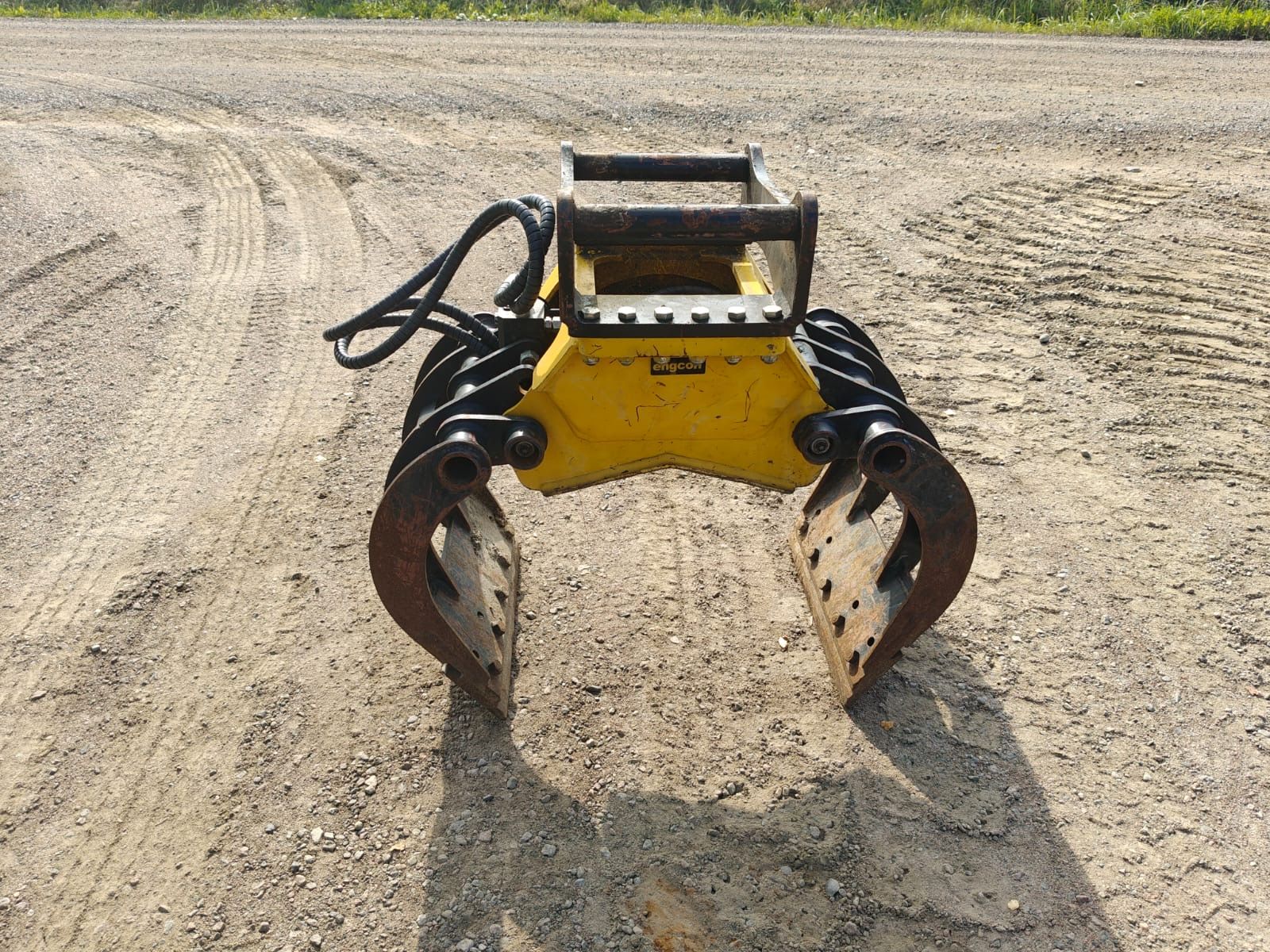 Image 4/6