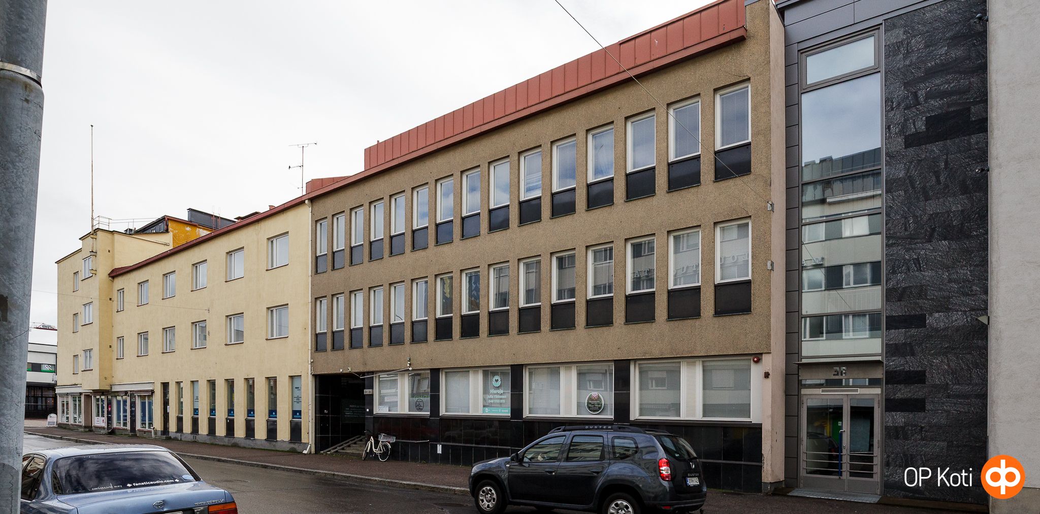 Image 4/6