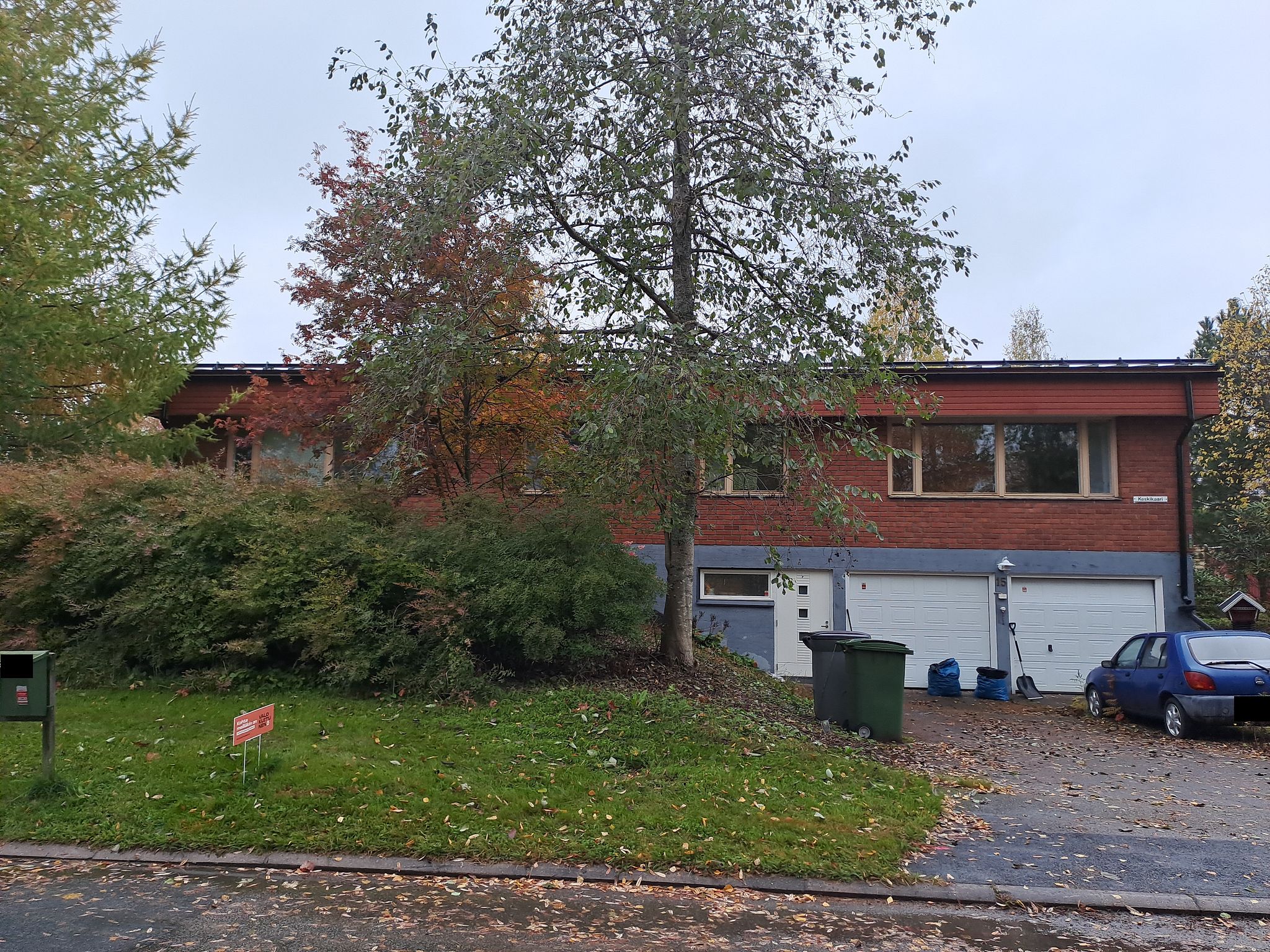 Image 4/66