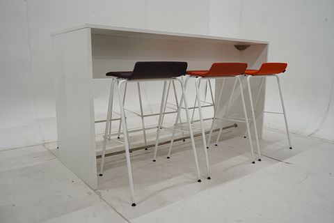 Image 3/10