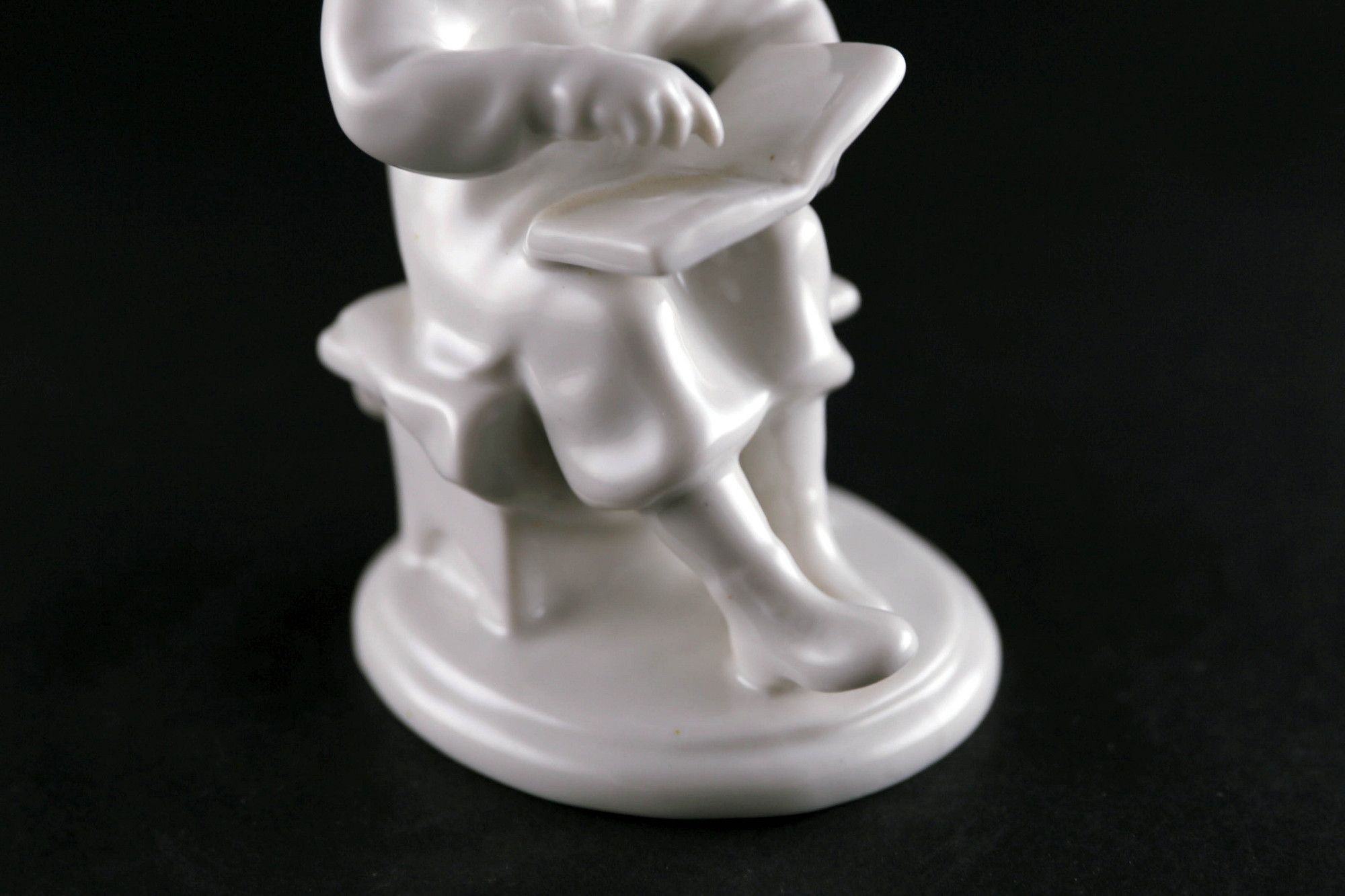 Image 2/12