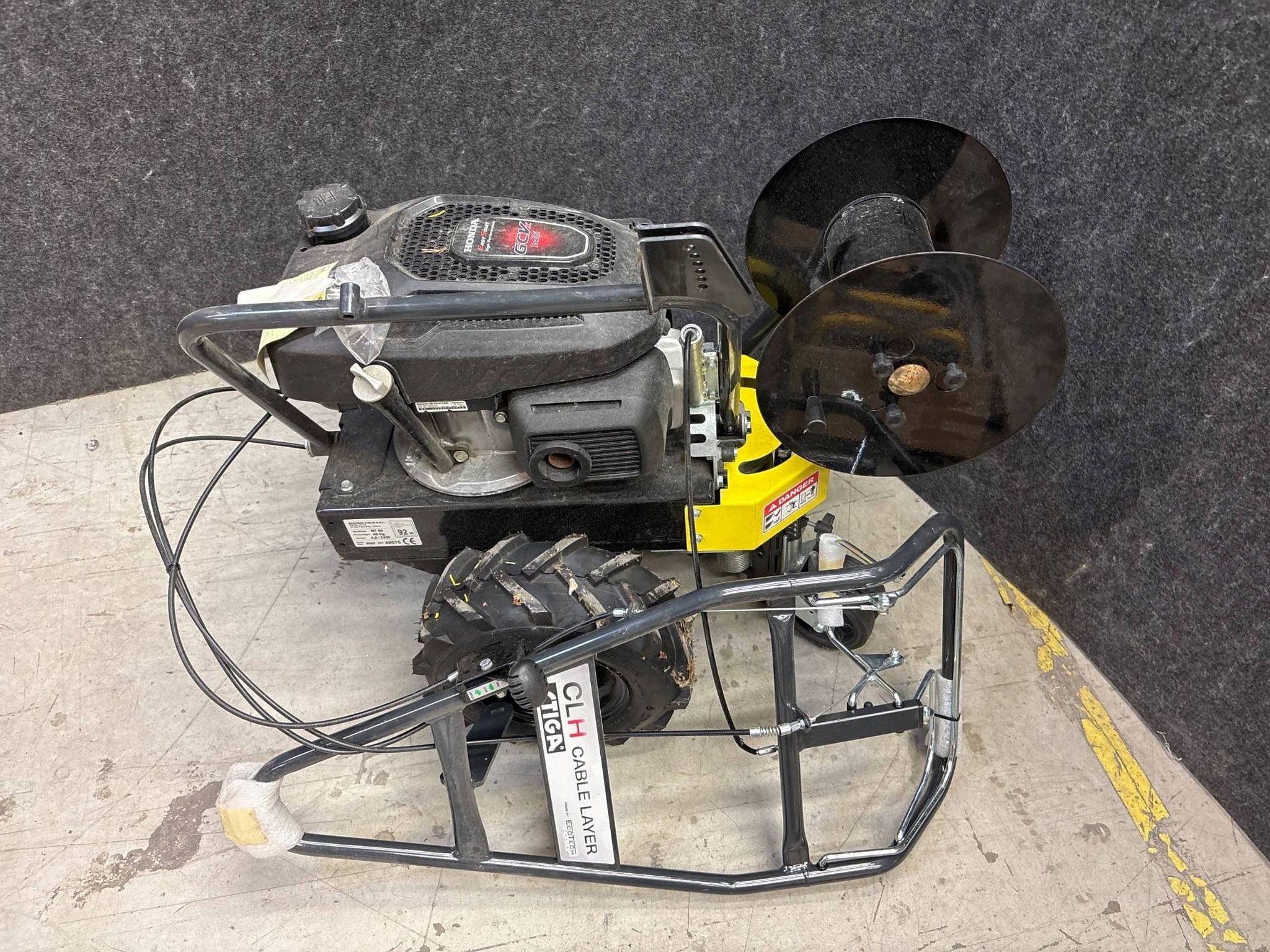 Image 2/20